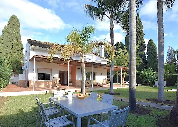 Villa Wonderful Close To The Beach! La Estrella Del Norte Marbella