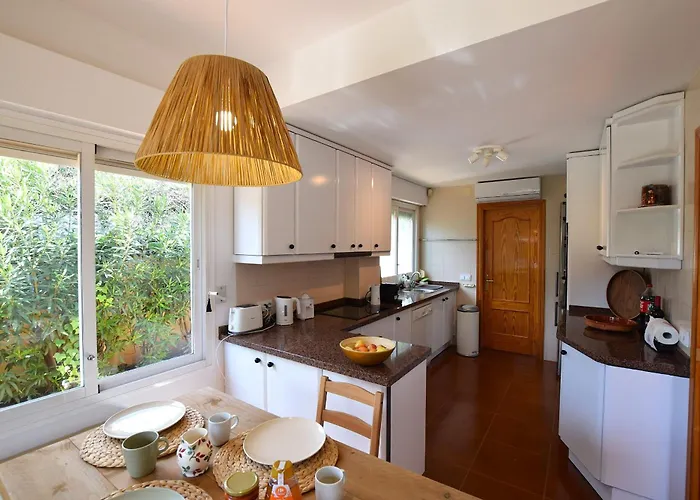 Villa Wonderful Close To The Beach! La Estrella Del Norte Marbella