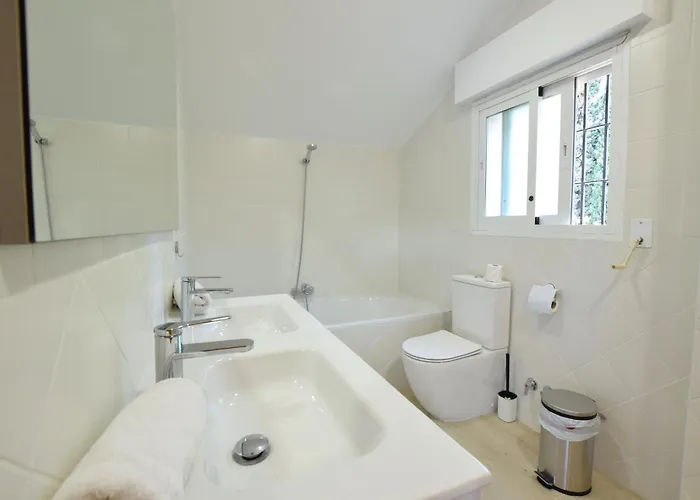 Wonderful Close To The Beach! La Estrella Del Norte Marbella